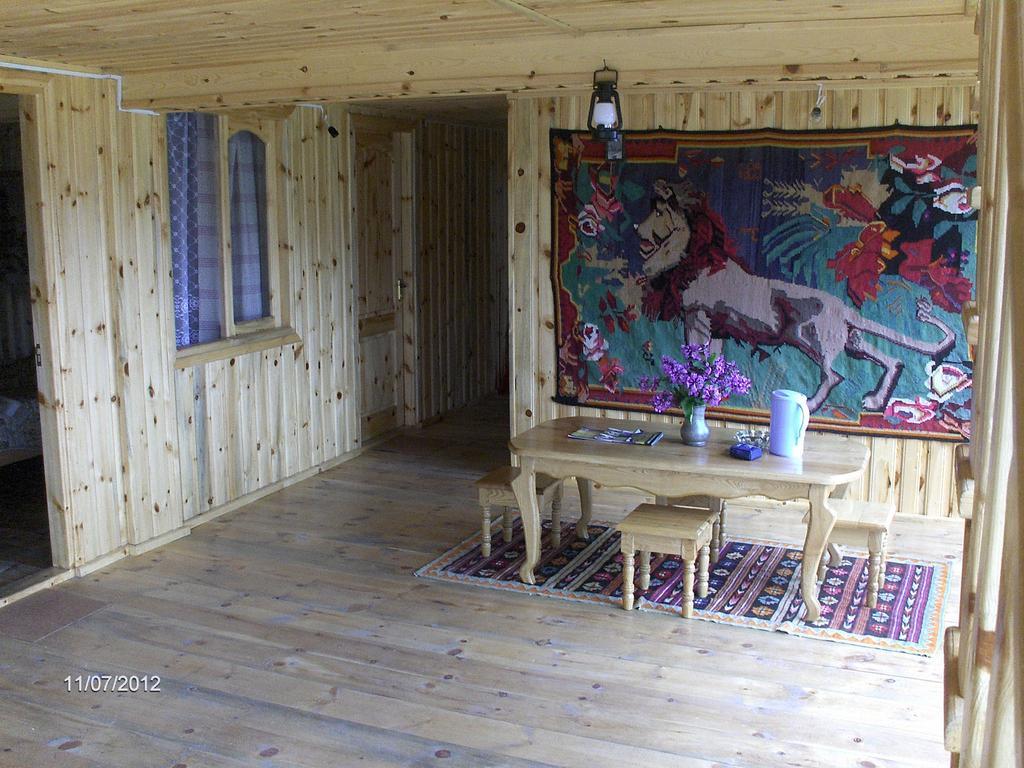 Guest House Mirgvela Omalo エクステリア 写真